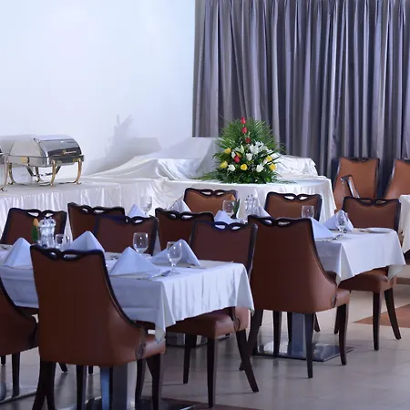 Al Madina Suites Doha-2